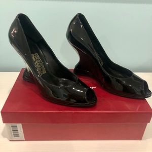 Vintage Ferragamo Pumps